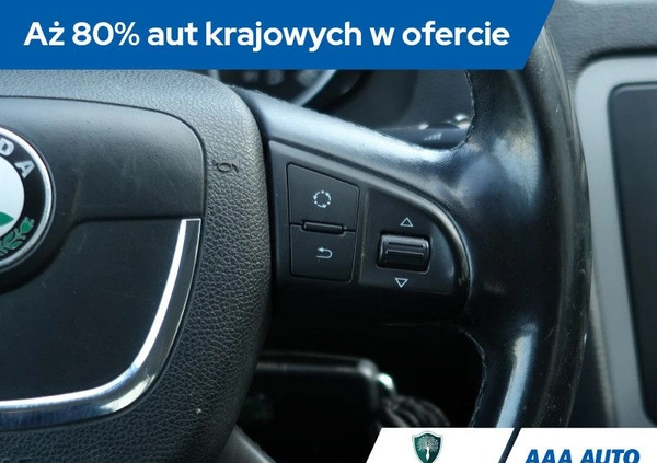 Skoda Octavia cena 14000 przebieg: 297747, rok produkcji 2010 z Jabłonowo Pomorskie małe 254